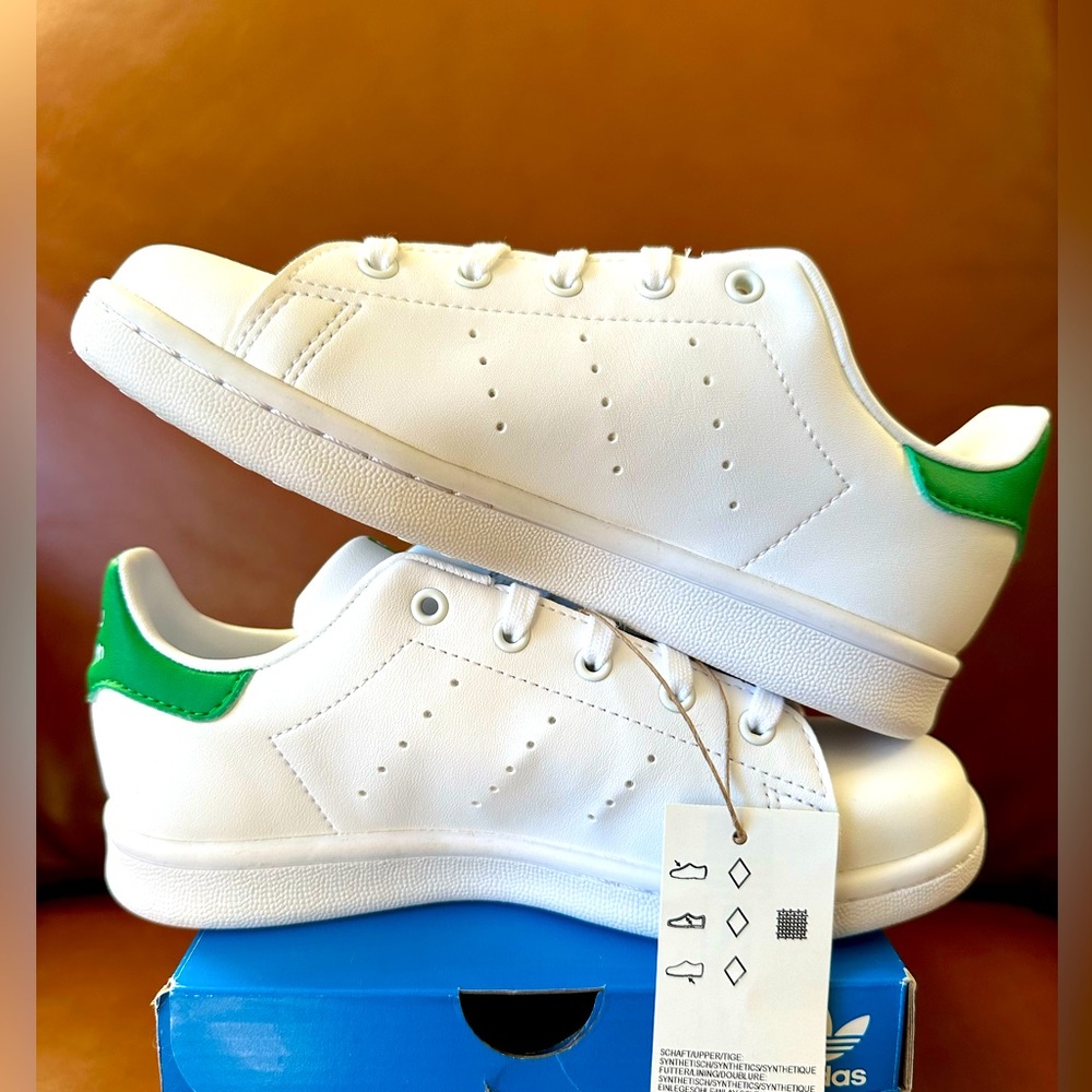 Kids' unisex Adidas Original Stan Smith Size 1